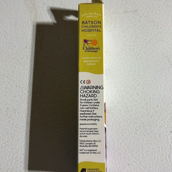 Glo Pals Character Alex Yellow + 4 Go Pals water activated light up cubes - Picture 5 of 7